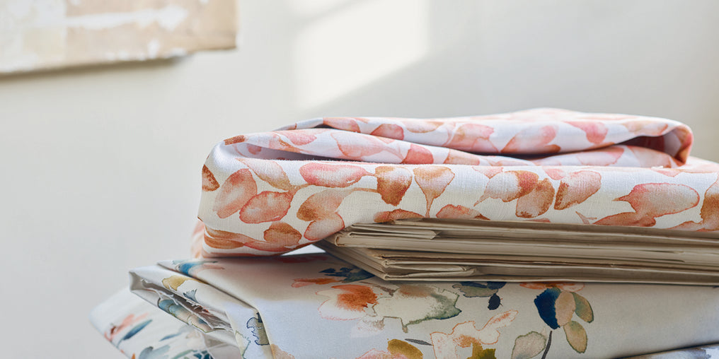 Curtain Fabric: Plain or Patterned?