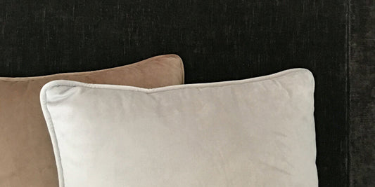 Piped or Un-piped? Choosing the Perfect Cushion